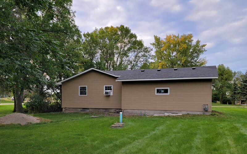 trusted roofing contractor Cambridge, MN